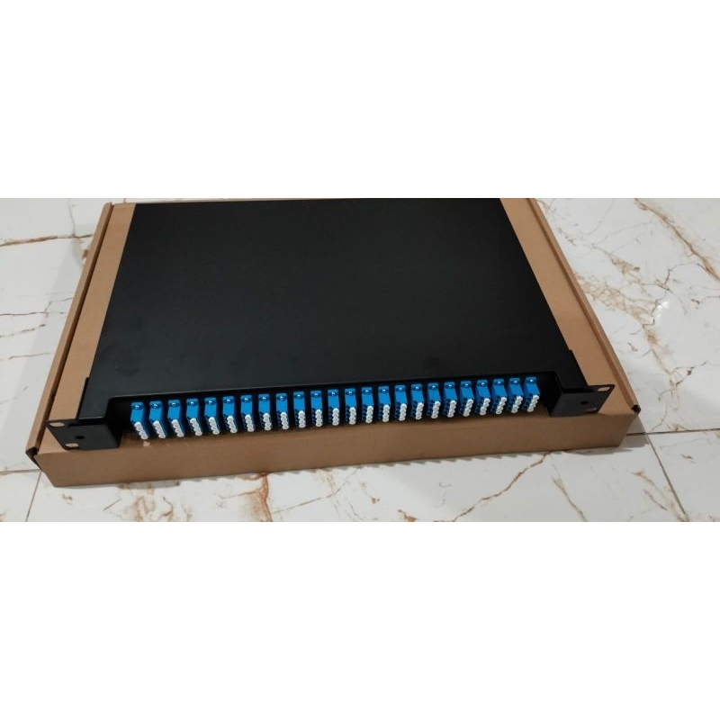 otb 96 core lc upc ukuran 1U lengkap pigtail