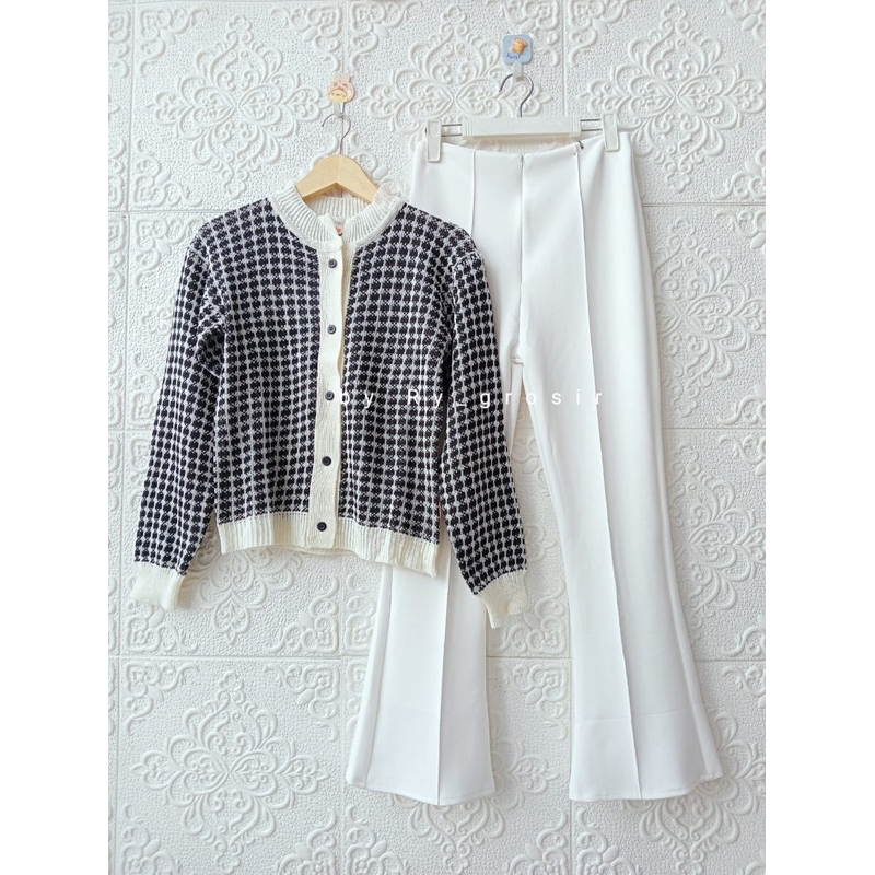 Setelan Wanita Blus Rajut Motif Kotan + Celana Cutbray Bahan Scuba Polos Panjang