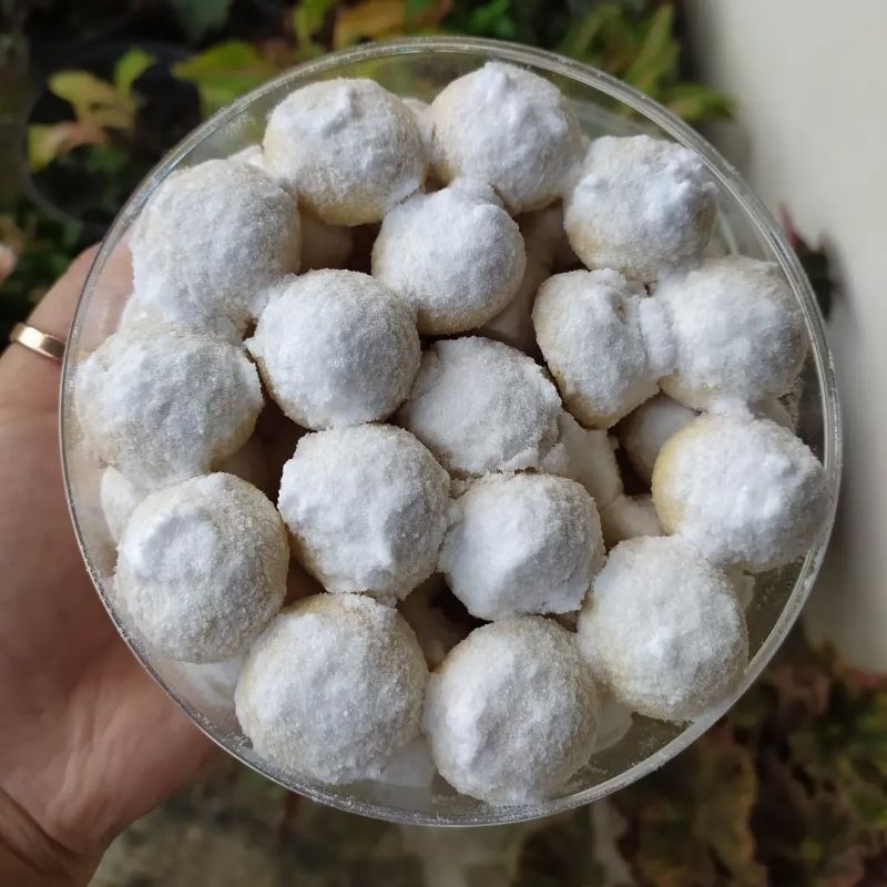 

Kue kering putri salju toples 250gr