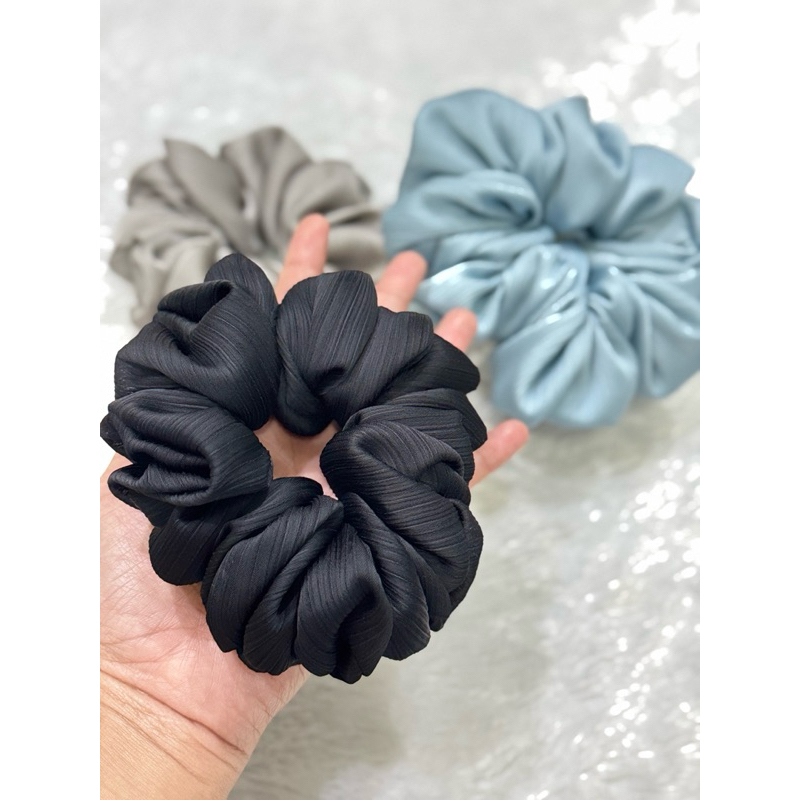 IKAT RAMBUT SCRANCHIE SHIMER