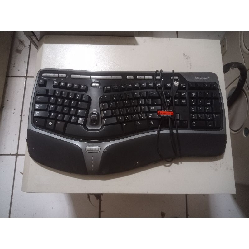 Keyboard Microsoft Natural Ergonomic 4000 V1.0 model 1048
