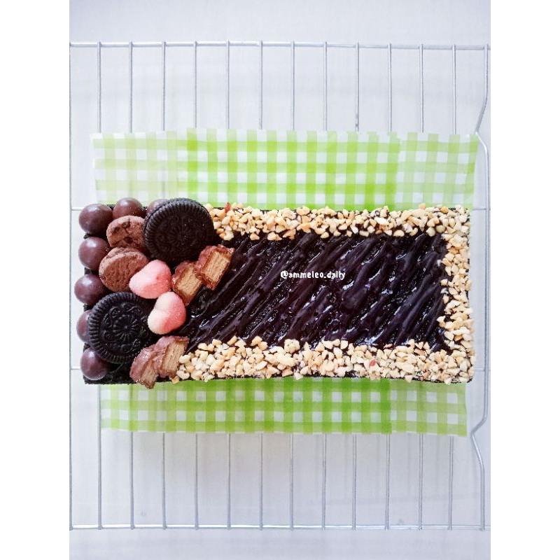 

BROWNIES CUSTOM / BROWNIES KUKUS CUSTOM / BROWNIES ULTAH