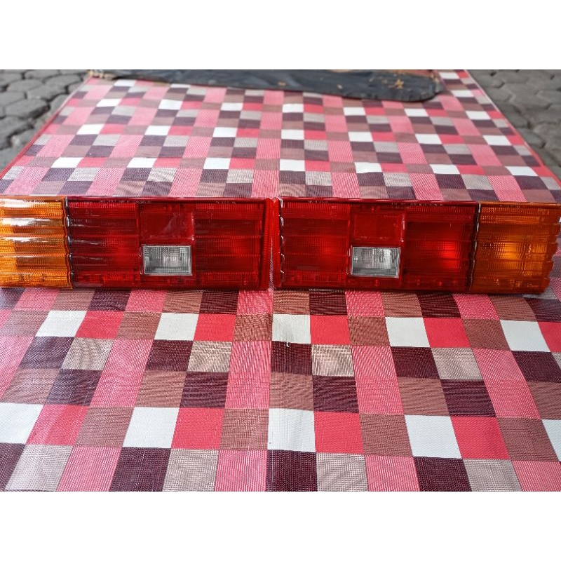 stoplamp original toyota corolla dx gt 5line ( belimbing 5 ) kondisi new old stok