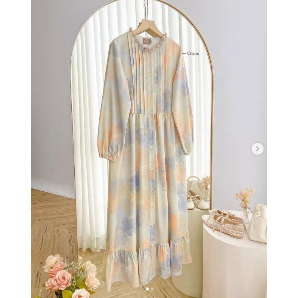 Kienka Jenna Signature Midi Dress