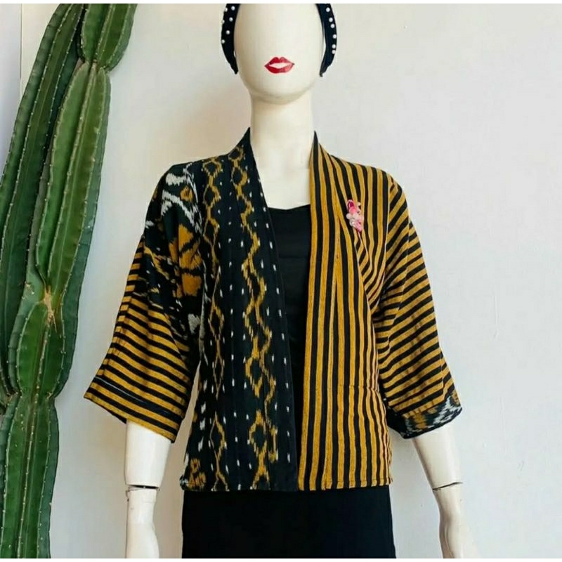 OUTER WANITA GARIS GARIS TENUN WARNA KUNING KUNYIT PALING MURAH