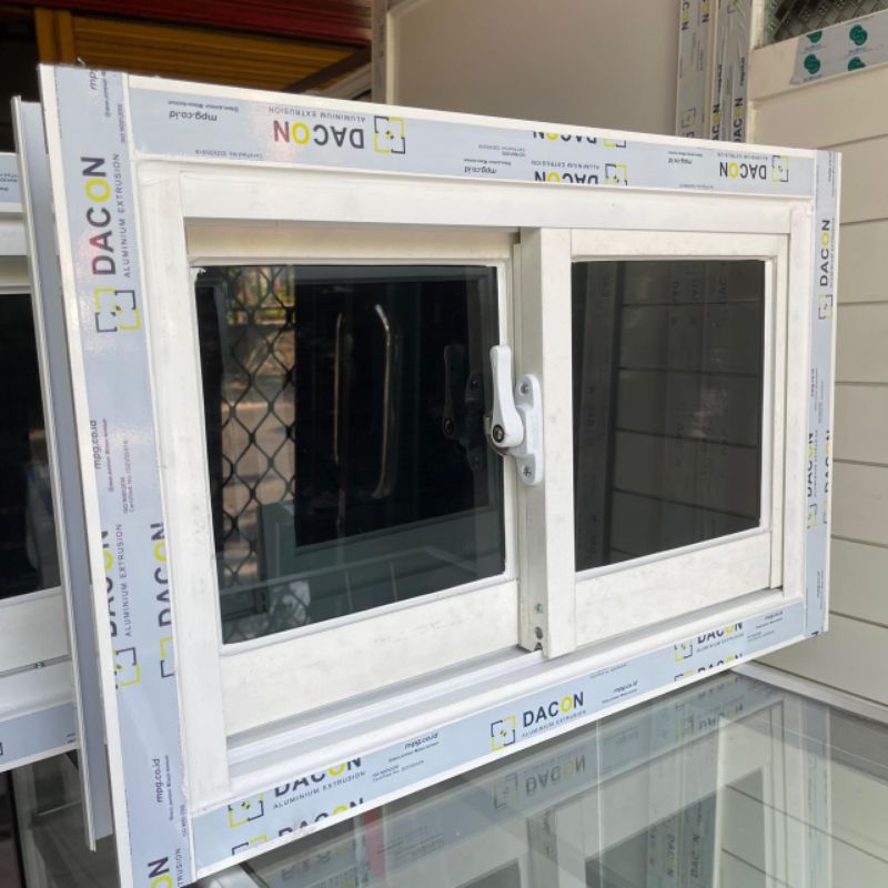 40 x 80 Jendela Sliding Putih Tulang