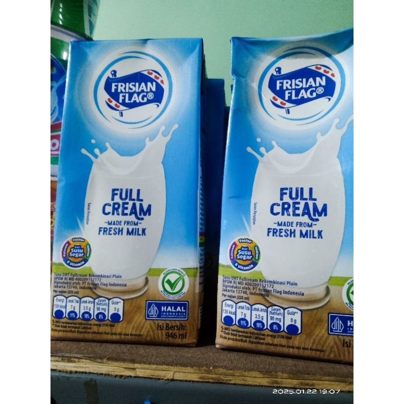 

Frisianflag full cream 946ml / susu cair siap minum / susu uht