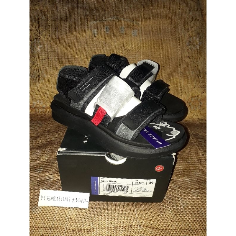 hijack sandal astro black