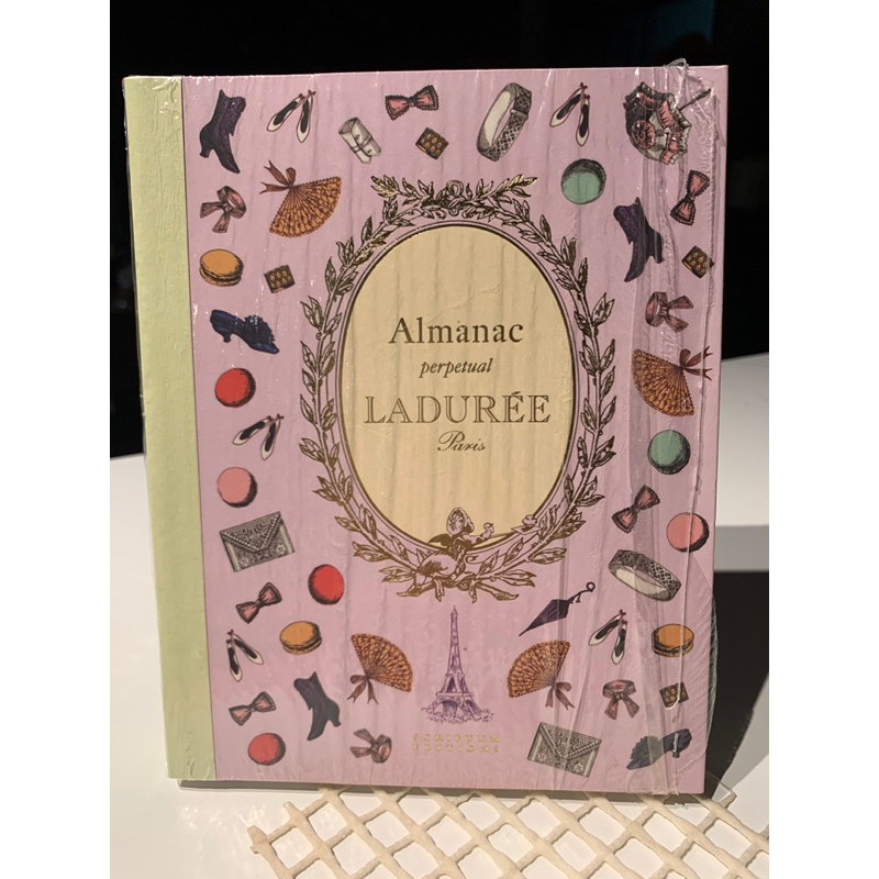 Almanac Perpetual Ladurée