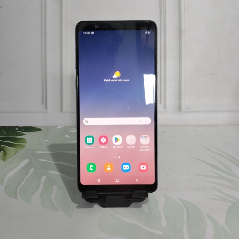 Samsung Galaxy A8 Star 4/64 Second Sein Resmi Indonesia