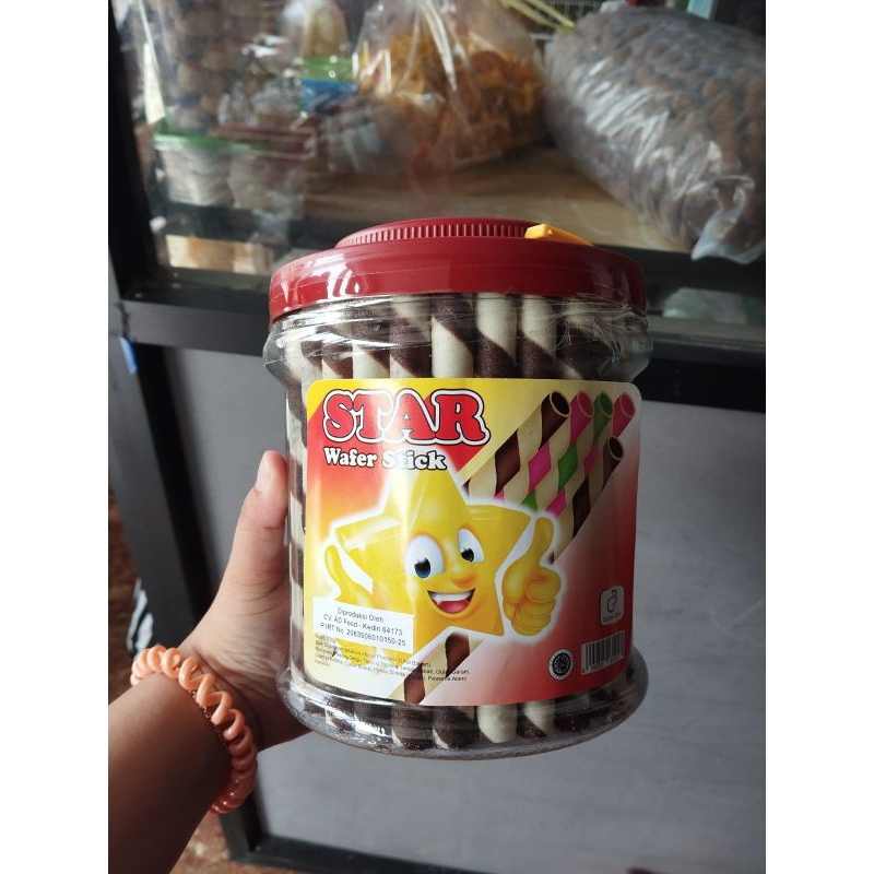 

Star Water Sticks Cokelat Kering / Astor Star
