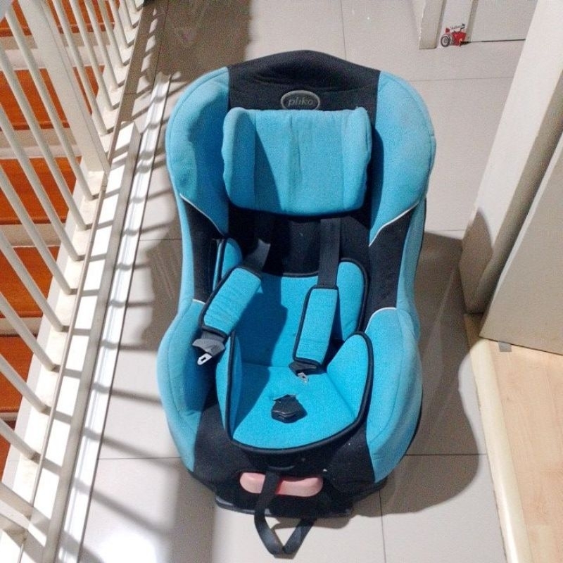 kursi Mobil / dudukan anak