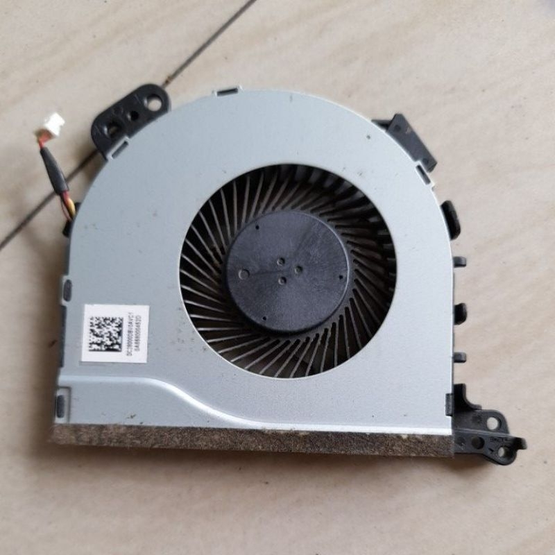 Fan bawaan Laptop Lenovo ideapad 320