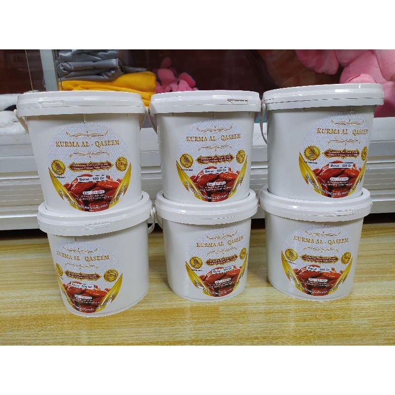 

Kurma Al Qassem 500gr Kurma Ember Al Qaseem Premium 100% HALAL