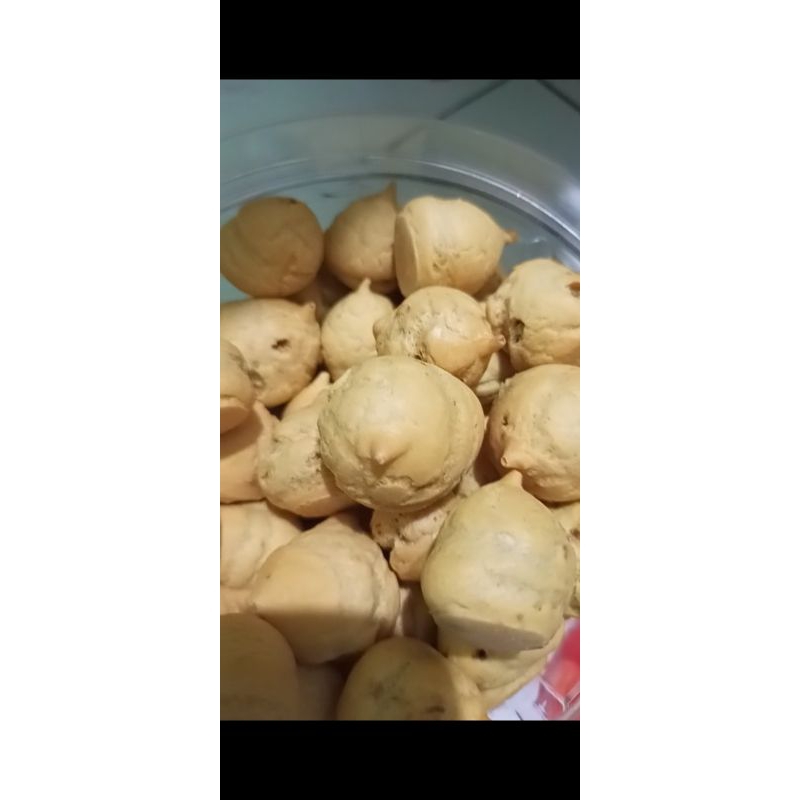 

Soes Kering Valeo/ Soes Coklat 400gr/ crunchy dan murah