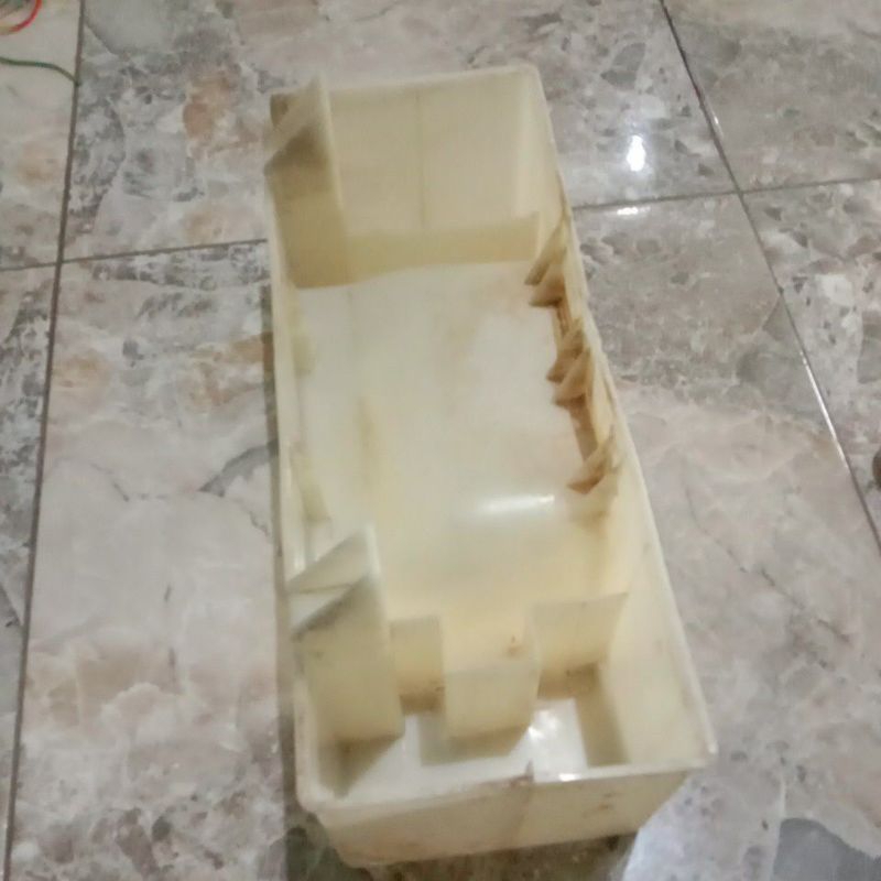 Tampungan air kulkas merk LG 2 pintu