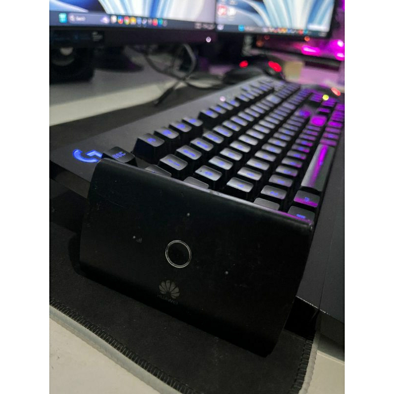 HUAWEI E5673S-609 (seken)