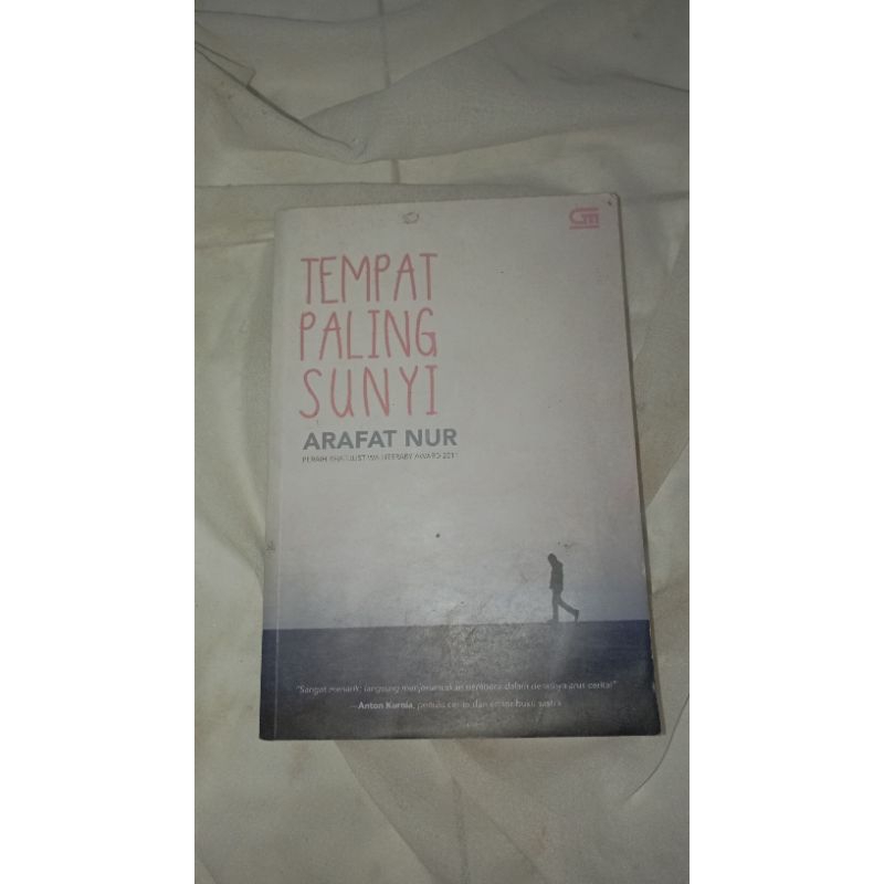 Novel Tempat Paling Sunyi Karya Arafat Nur