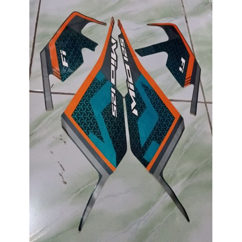 stiker striping motor Mio m3 2020 hijau