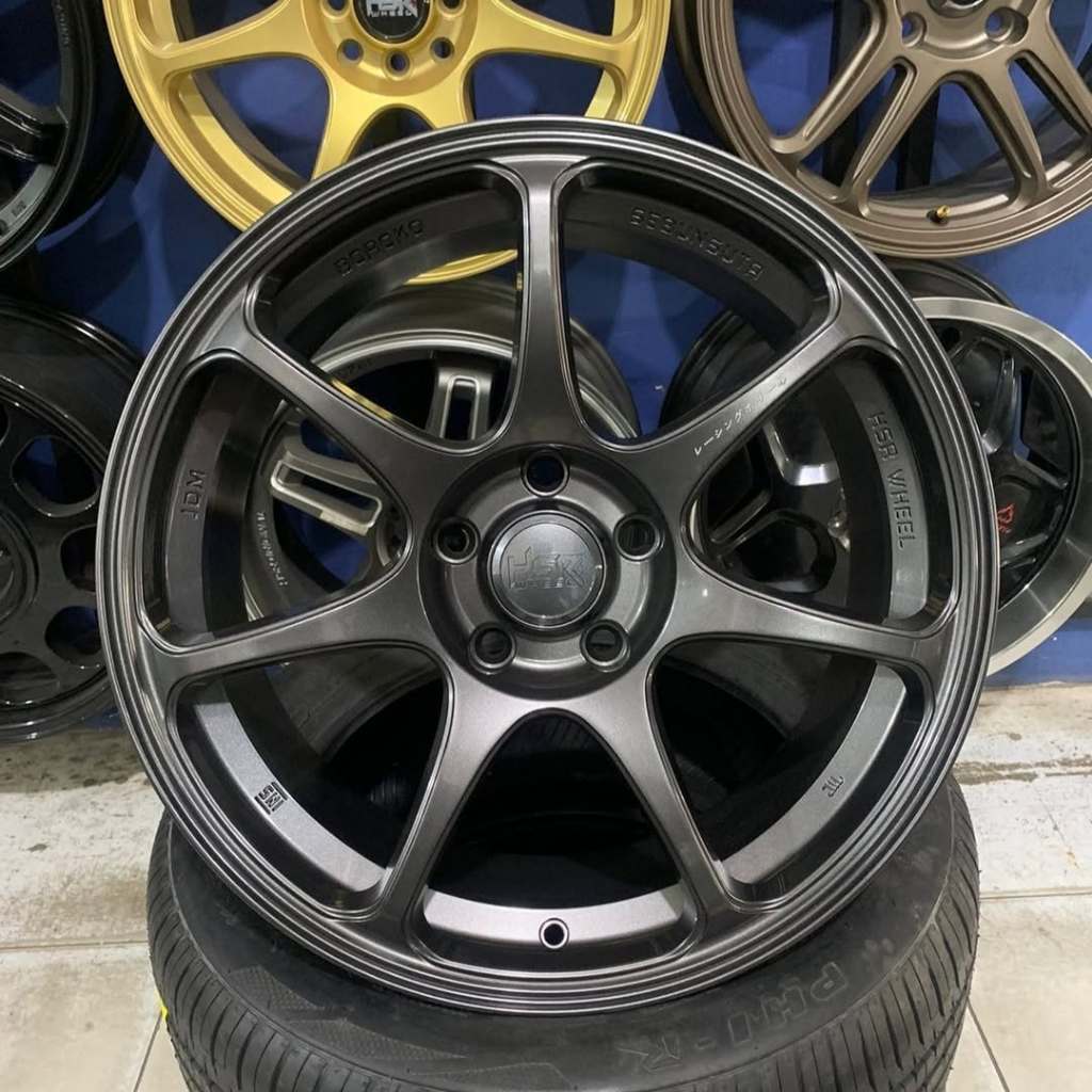 Velg Pelg Mobil Toyota Rush Terios Ring 18 Lubang 5x114,3 Hsr Sebunsuta - Toko Velg Jakarta Timur