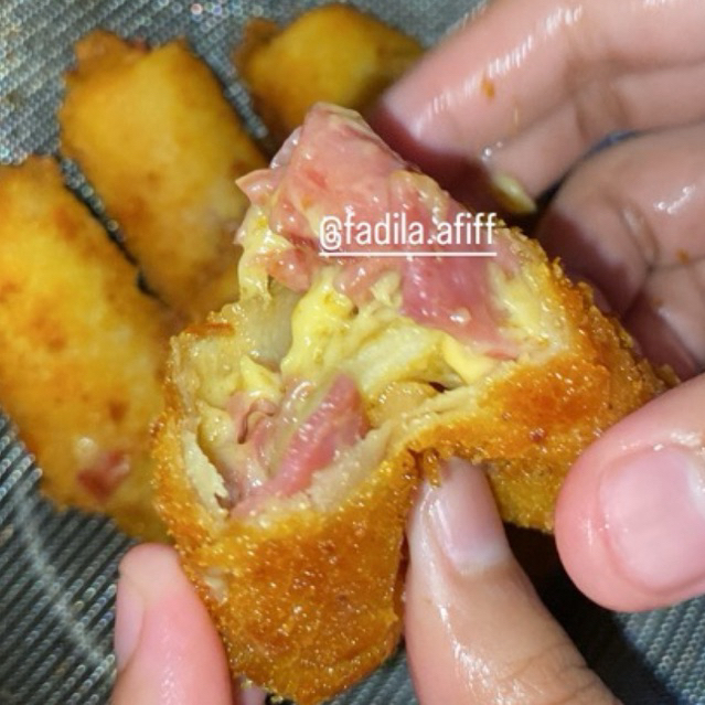

RISOL MINI SMOKEDBEEF 15 (REGULER WAJIB DUST BUBBLE )