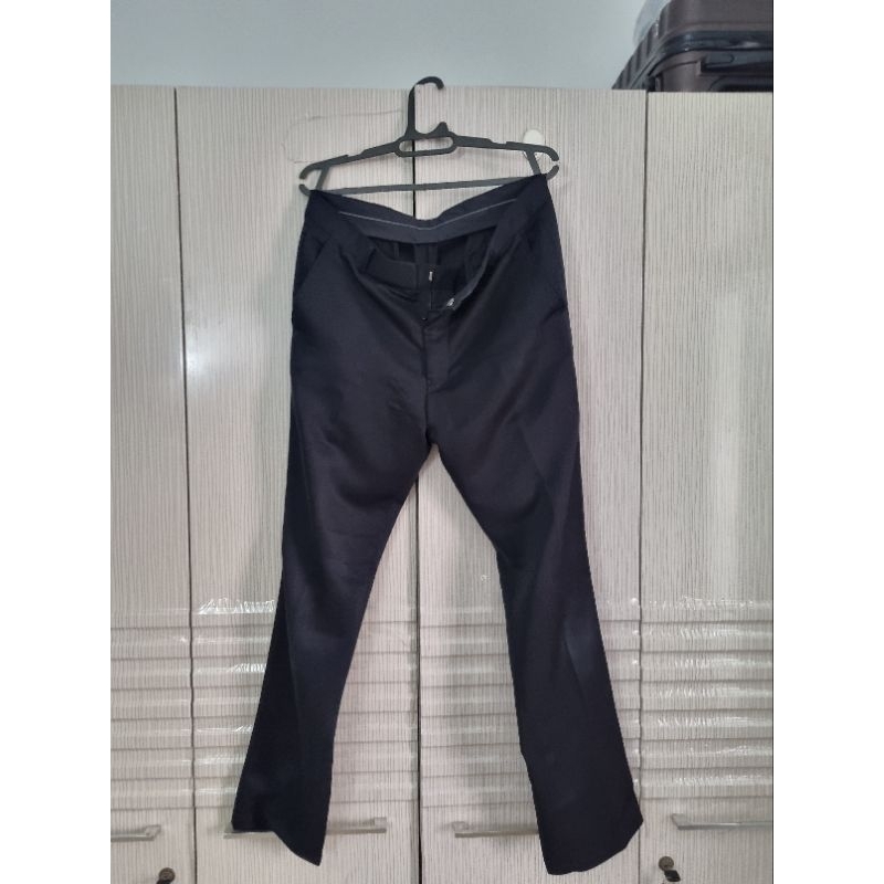 Celana Kain / Celana Formal / Celana Kerja / Original Pants Pria Lawell Slim Fit Size 33 - Preloved 