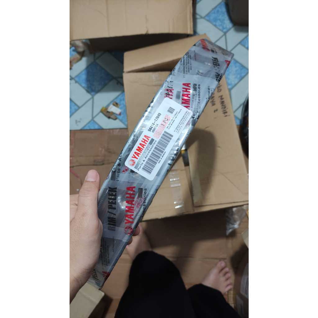 VELG JARI JARI RING 17 /140-17 SILVER / 94414-17849 ORIGINAL YGP