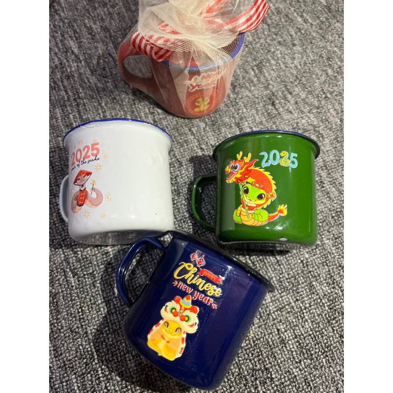 

Hampers Imlek Gong Xi facai Natal Murah Gelas Souvenir Natal Gelas Enamel Parsel