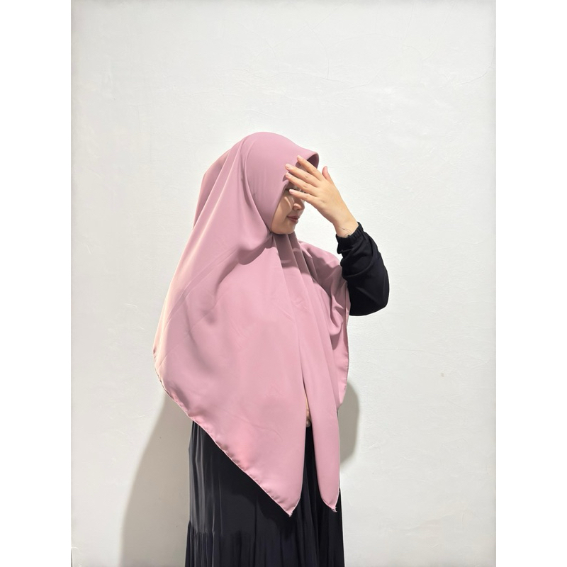 Hijab Segi Empat Paris Syar’i Uk 150 x 150 bahan wolfis Premium