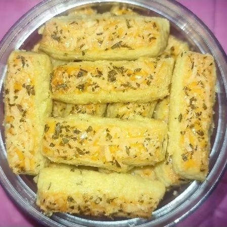 

kue kering garlic cheese