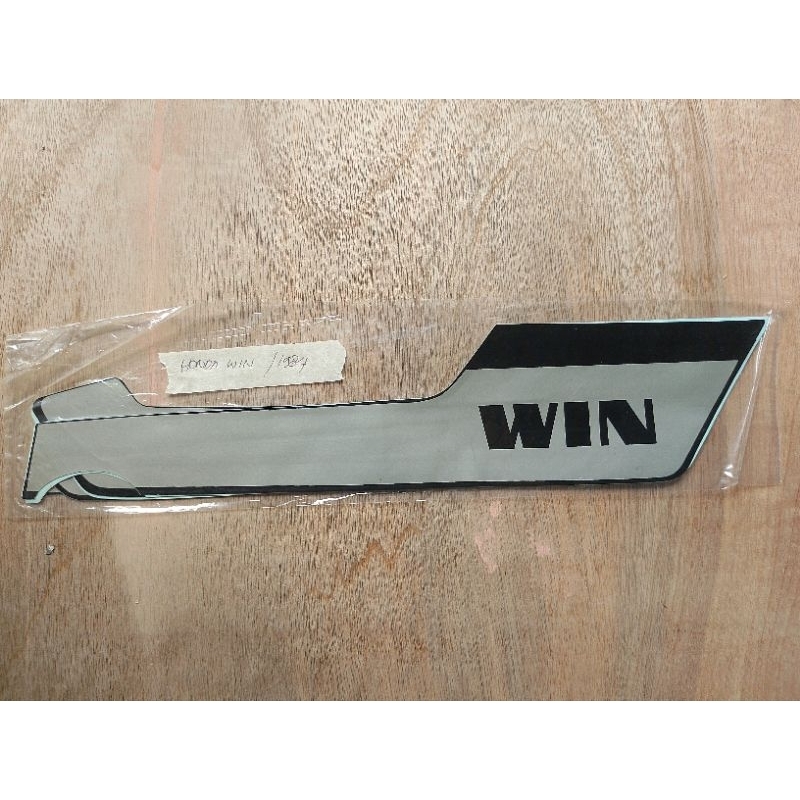 stiker Honda win