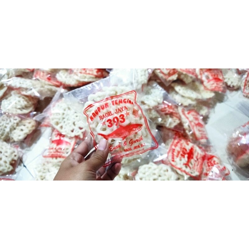 

kerupuk tengiri 1000 an isi 25pcs