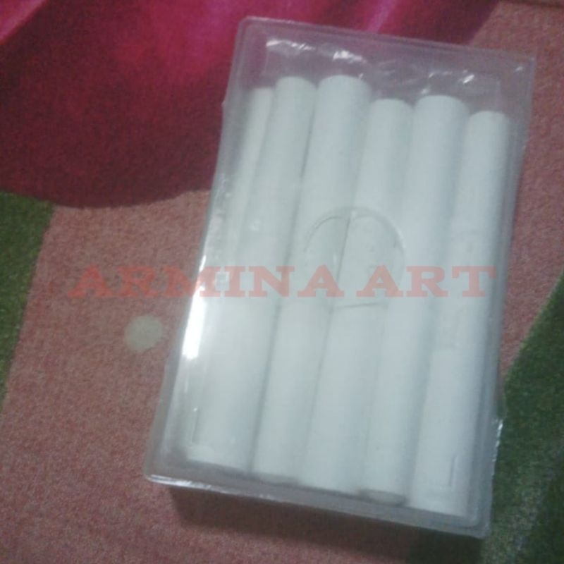 

PAKET KAPUR TULIS 10PCS DENGAN WADAH KOTAK PLASTIK packaging safety - Armina Art