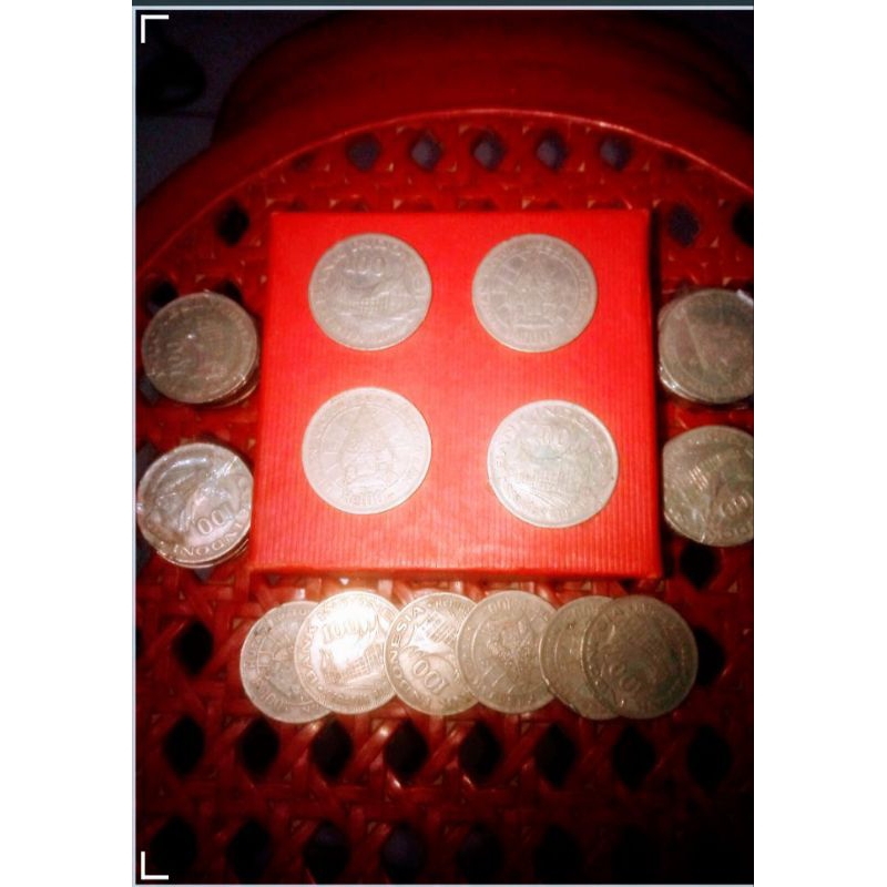 106 pcs Uang Koin 100 rupiah 1978