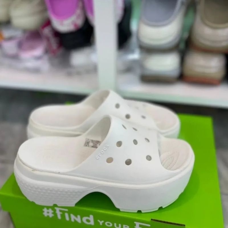 sandal Crocs stomp slide woman wedges / Crocs stomp slide/ sandal wanita putih / crocs terbaru 2025