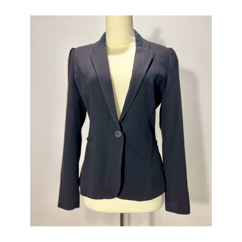 Preloved EXECUTIVE Blazer Hitam Wanita