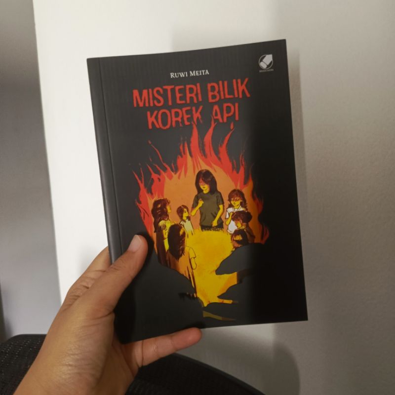 Preloved Misteri Bilik Korek Api by Ruwi Meita
