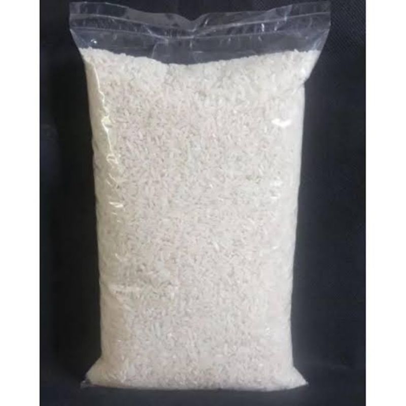 

Beras Kemasan Per 1 Kg Hasil Panen Kualitas Premium Terjamin