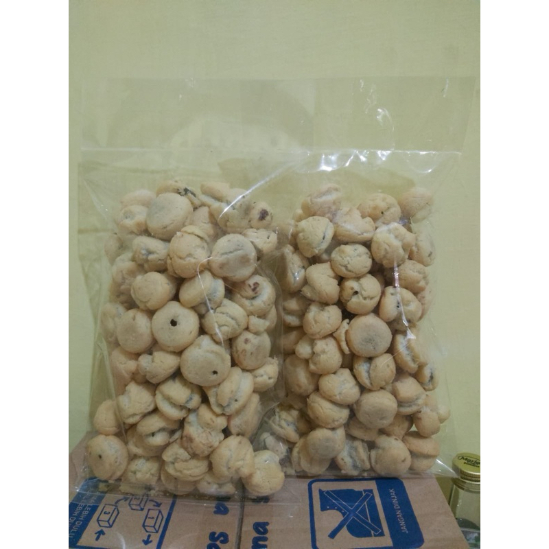 

Soes Coklat Crown premium