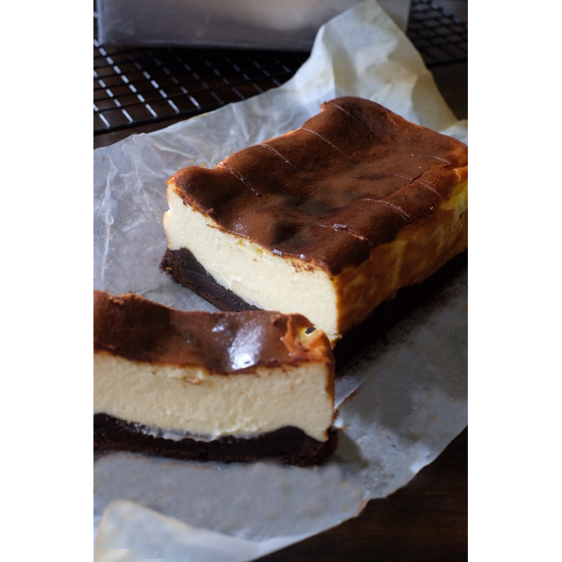 

[PO] Whole Burnt Basque Cheesecake Brownie