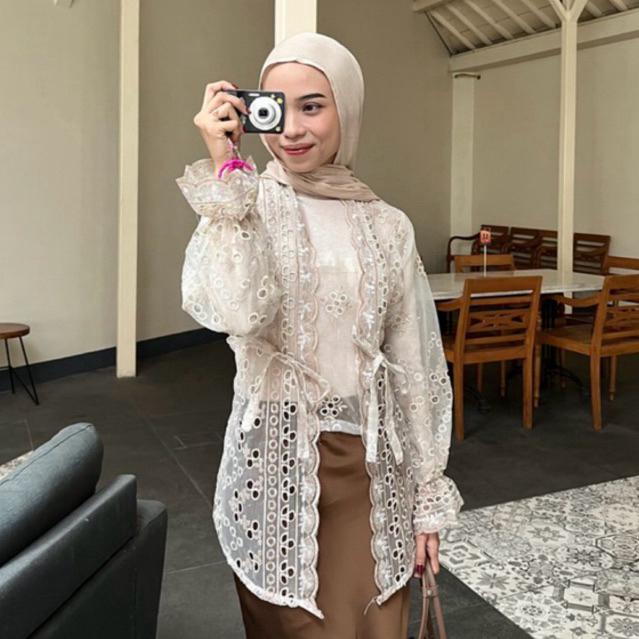 Delova Wardrobe - KAALA KUTUBARU Organza Modern Vintage Bordir Premium
