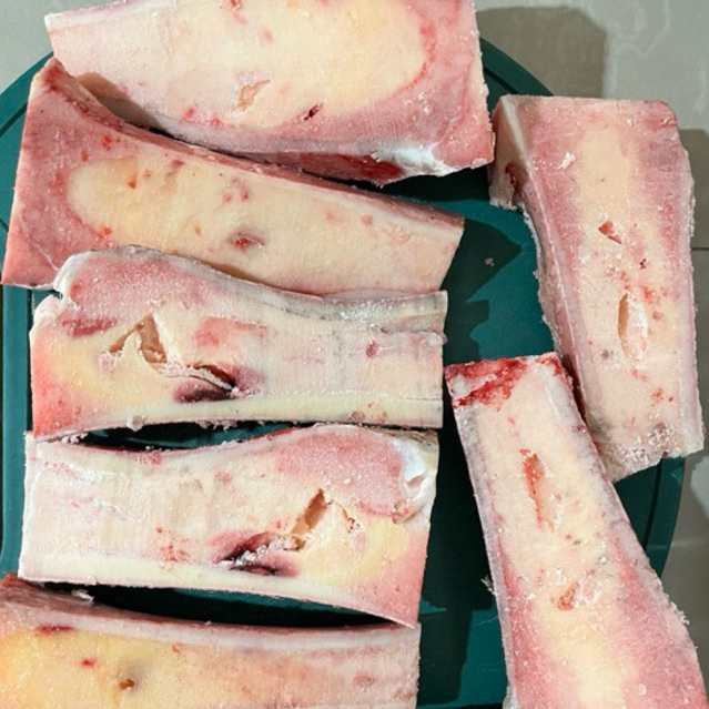 

TULANG SUM SUM SAPI | BONE MARROW BELAH TENGAH UNTUK STEAK