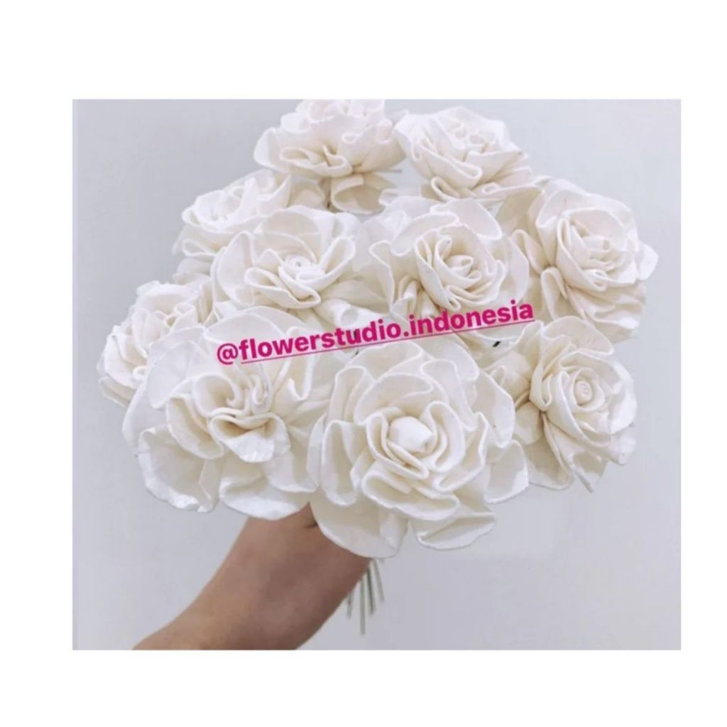 Lisianthus Flowers/ Sola Flower/ Bunga Lisianthus/ Sola Lisianthus/ Bunga sola wood/ Sola flower bou