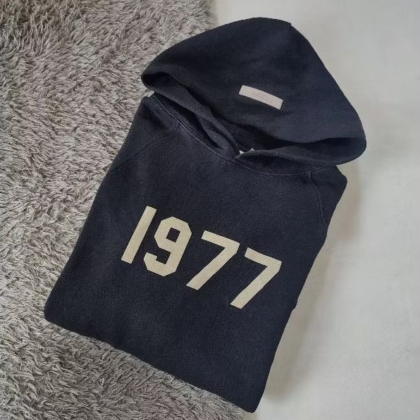 Hoodie second essentials 1977