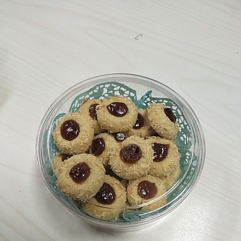 

Thumprint Cookies (kue kering)