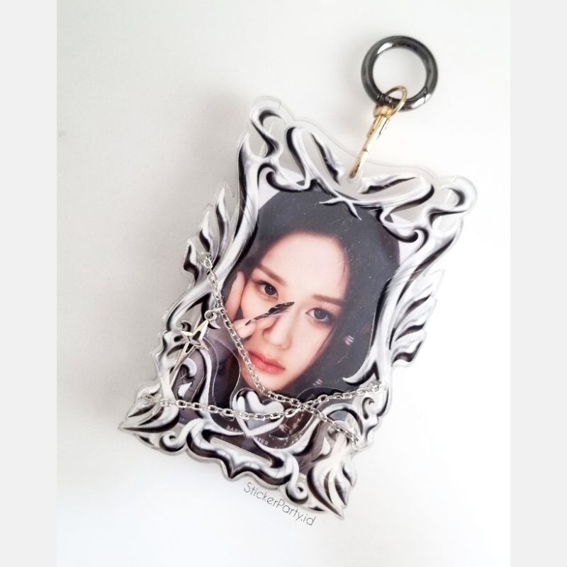 Photocard Holder Kpop Idol Gantungan Y2K Aesthetic 2000s Aespa XG Baby Monster PCA68 Sticker Party