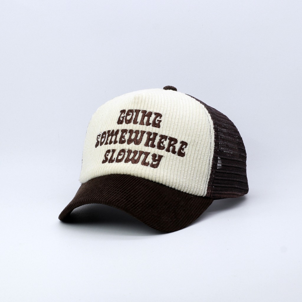 Topi jaring trucker hat lidah pendek cokelat mix cokelat visor pendek going somewhere cropss project