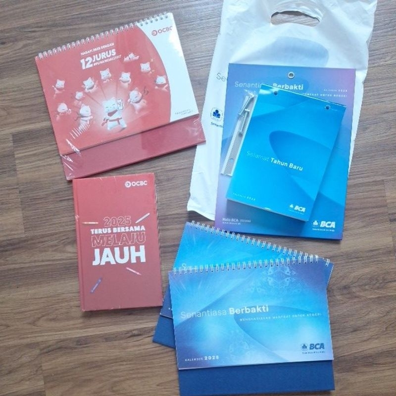 

KALENDER / AGENDA 2025 BANK BCA / OCBC / etc (calendar)