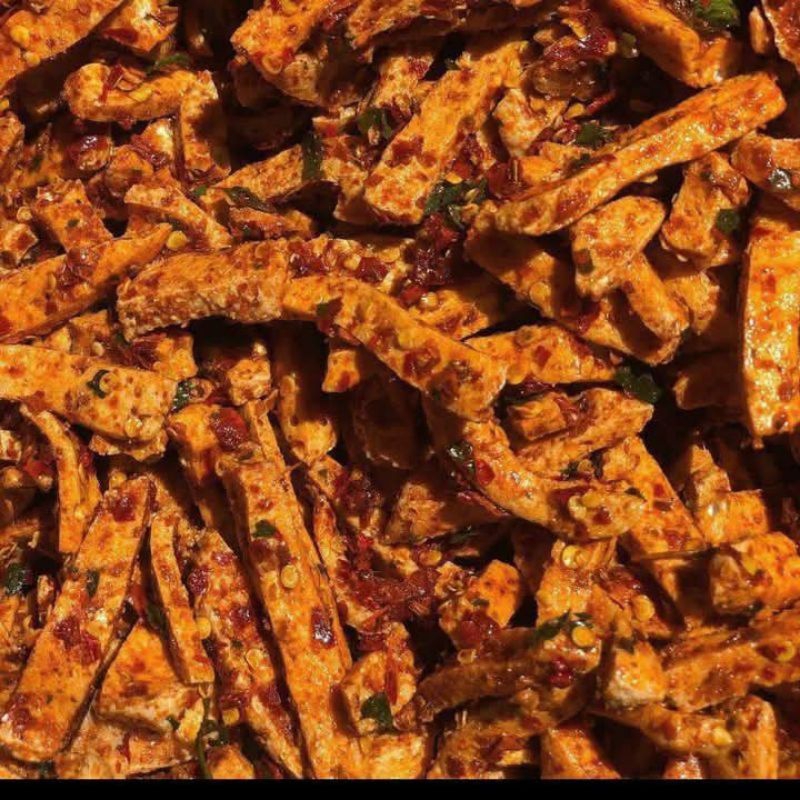 

basreng pedas daun jeruk /Snack kiloan murah