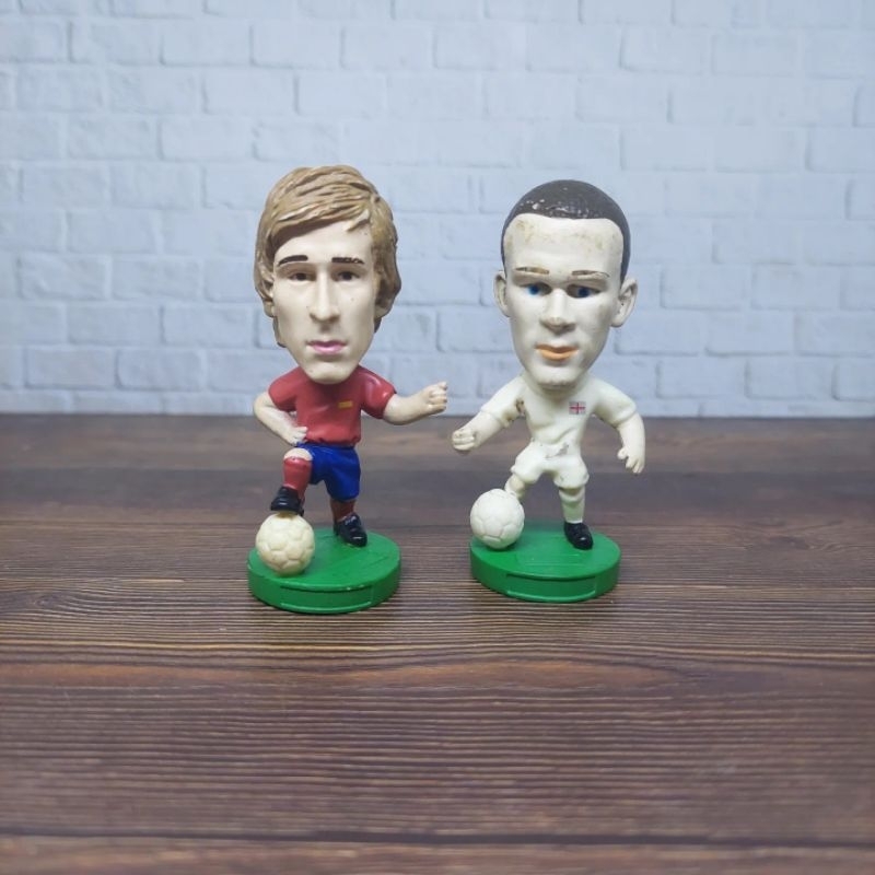 Figure pemain bola fernando torres dan rooney ori MFG for kellogg's CO